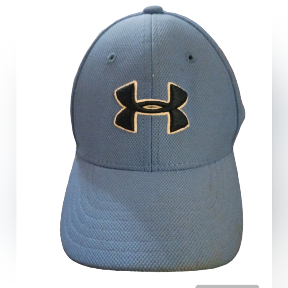 Under Armour classic fit cap.  Youth small/medium.